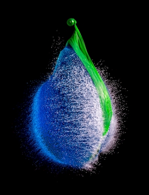 Exploding water balloon