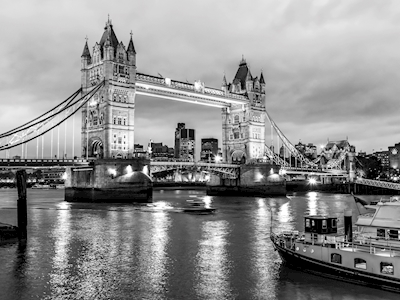 Tower Bridge w Londynie