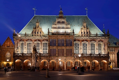 Stadhuis van Bremen bij nacht