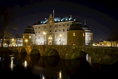 Örebro castle night