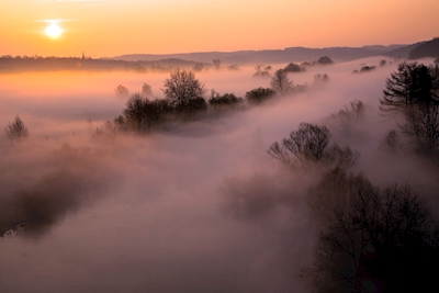 Mystická ranní mlha