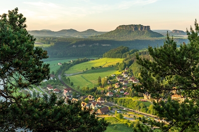 Sächsische Schweiz med utsikt