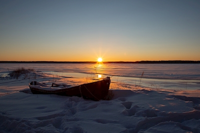 Puesta de sol sobre el hielo
