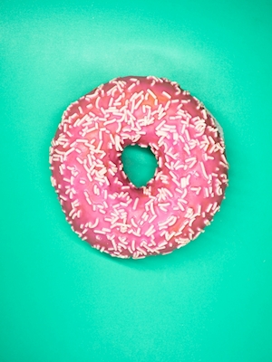 Donut - rosa på grön