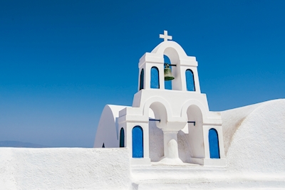 witte kerk op Santorini