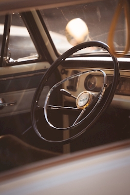 The steering wheel of old time