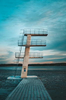 The diving tower, standing.
