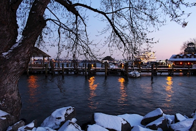 Winter days at the dock