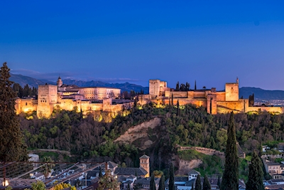 Alhambra, kaupunki Granadassa