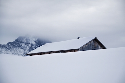 winter - hut - snow - mountain