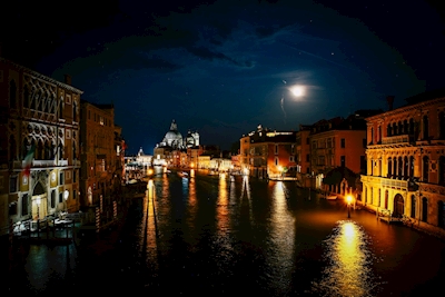 Venezia om natten