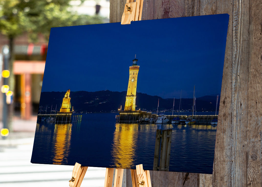 Der Hafen von Lindau bei nacht