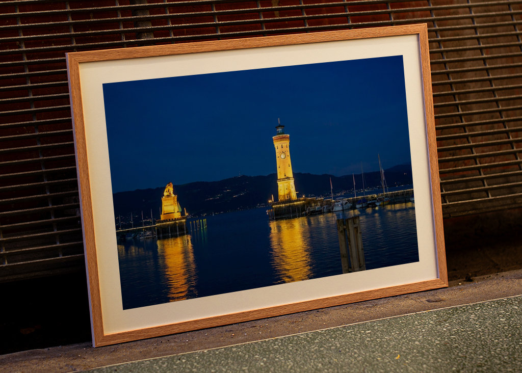 Der Hafen von Lindau bei nacht