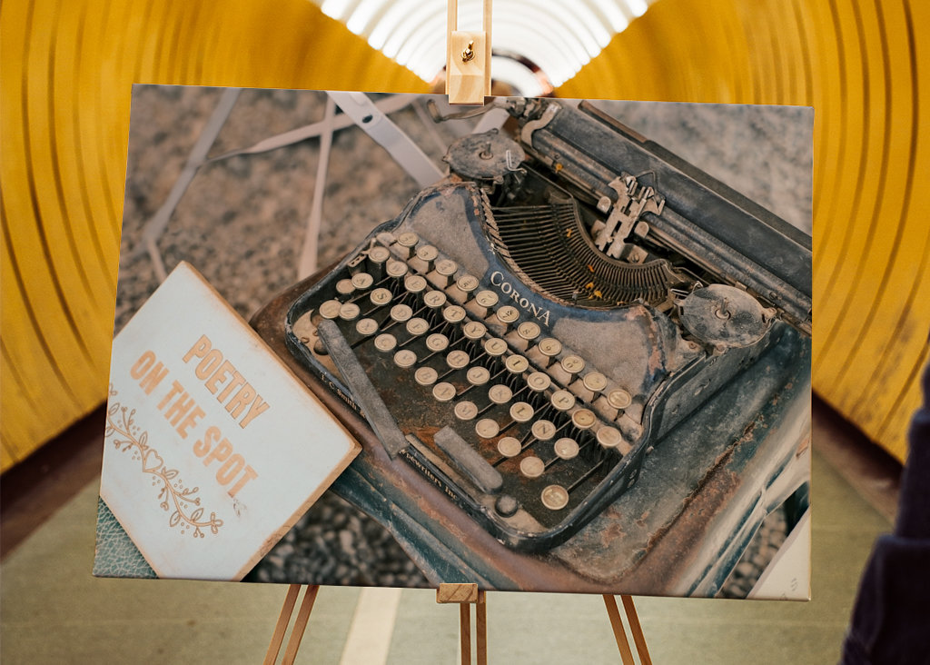 Poesie auf einer alten Schreibmaschine