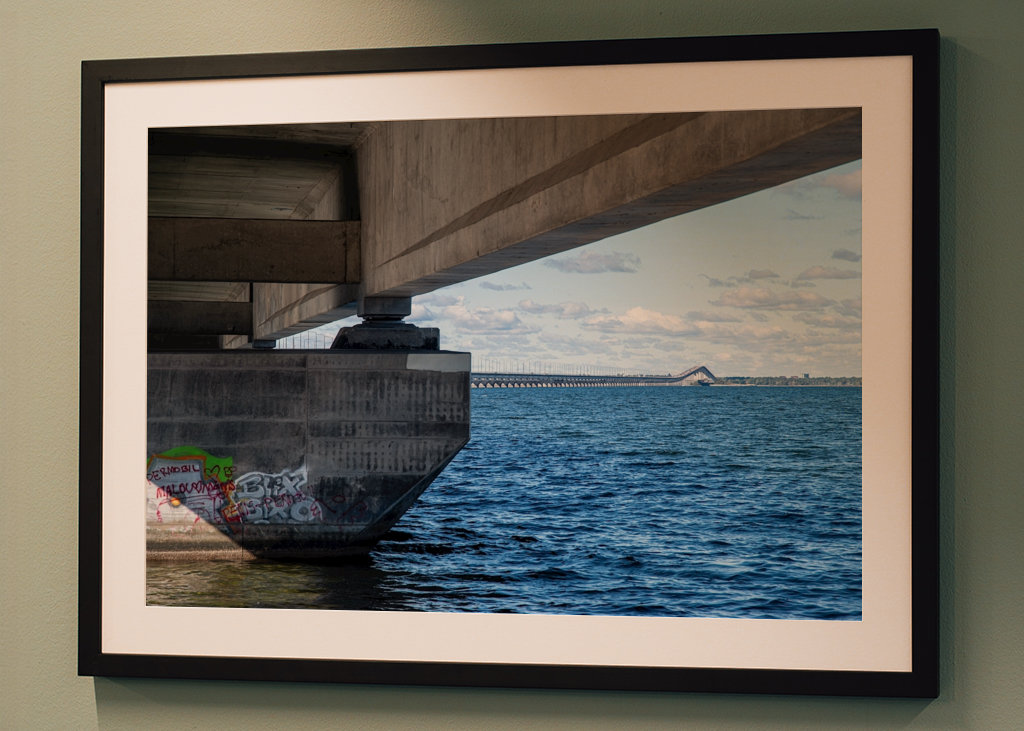 Unter der Ölandbrücke hindurch