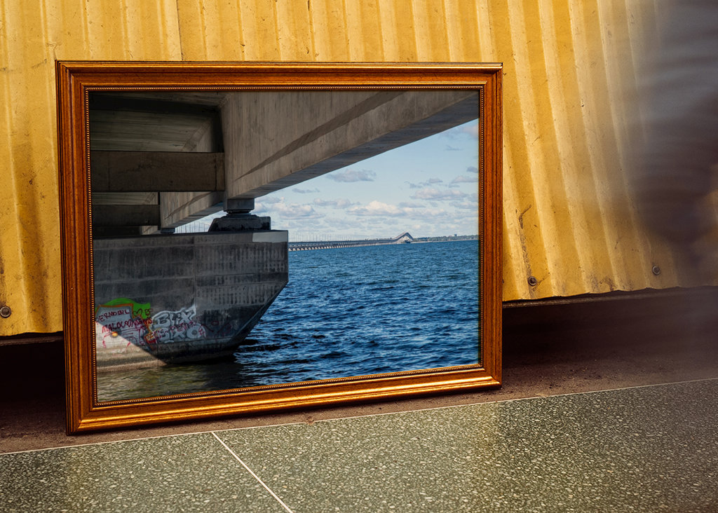 Unter der Ölandbrücke hindurch