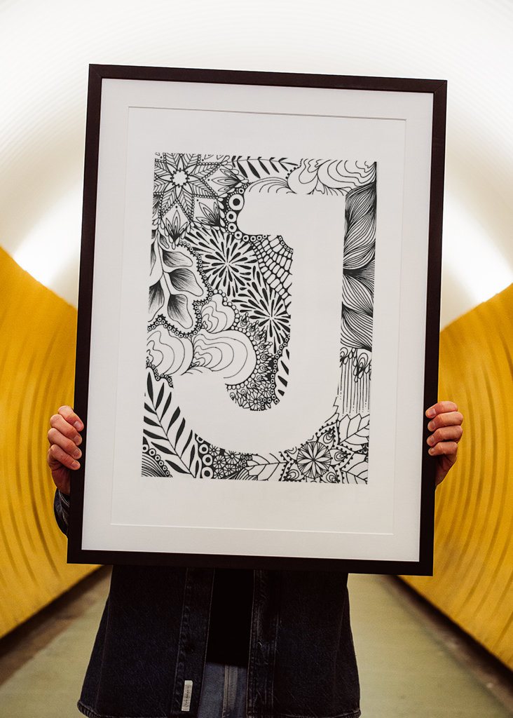 Inledande J Wall Art