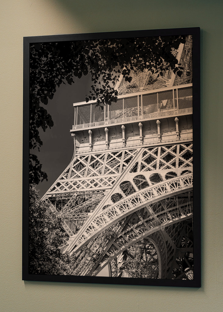 Tour Eiffel en blanc