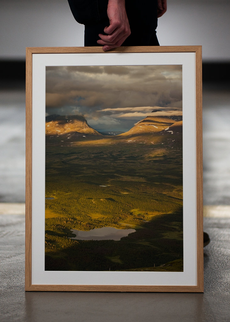 Summer in Lapporten Vertical