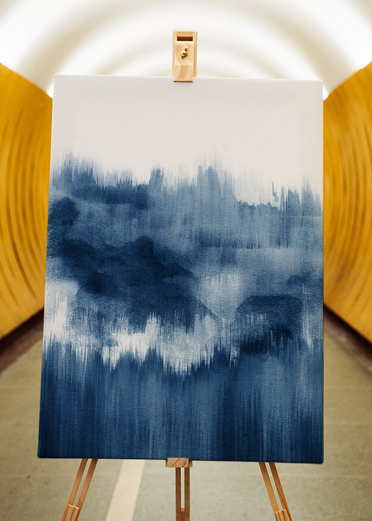 Pinselstriche aus blauem Aquarell