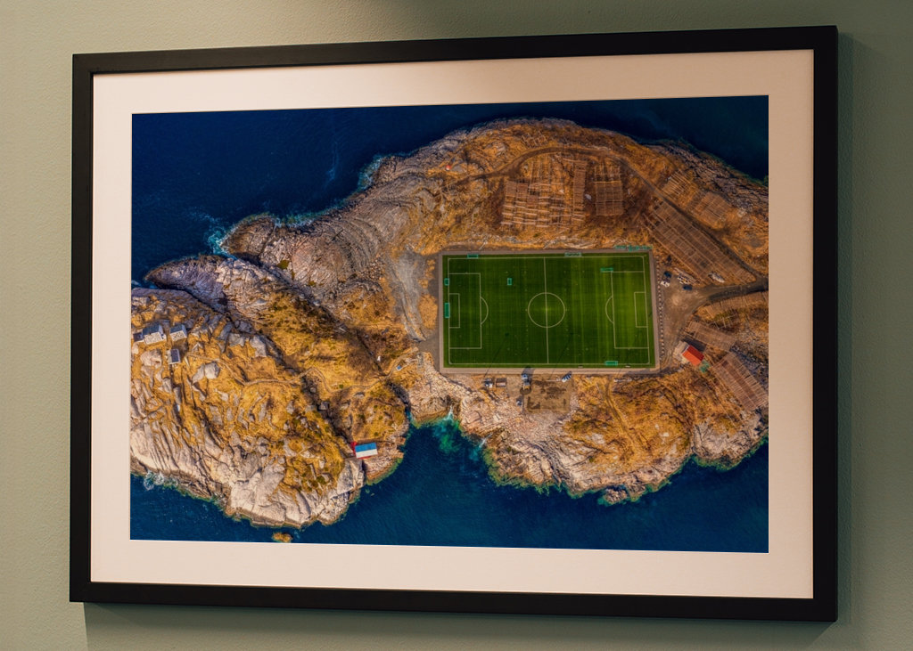 Henningsvær Fotball Stadion