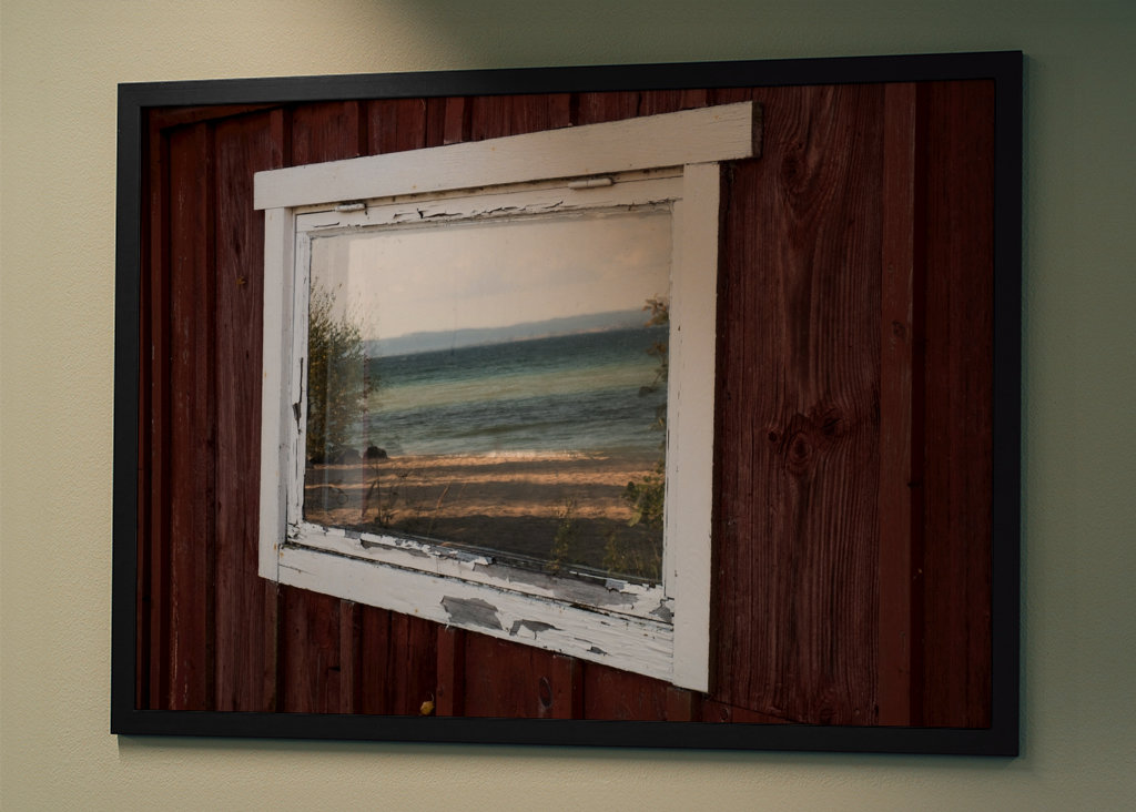 The painting on the wall