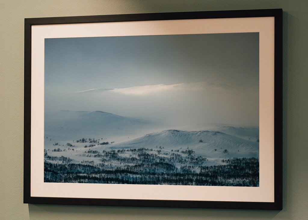 Hora se vznáší v oblacích