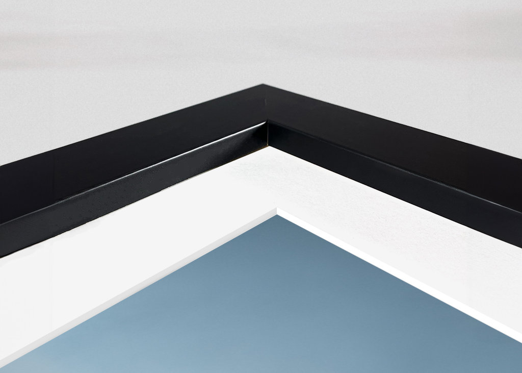 Hora se vznáší v oblacích