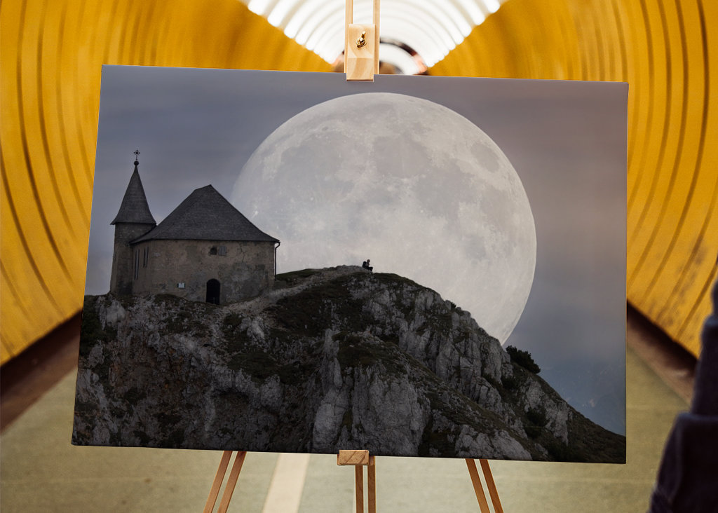 Vollmond am Berg Dobratsch