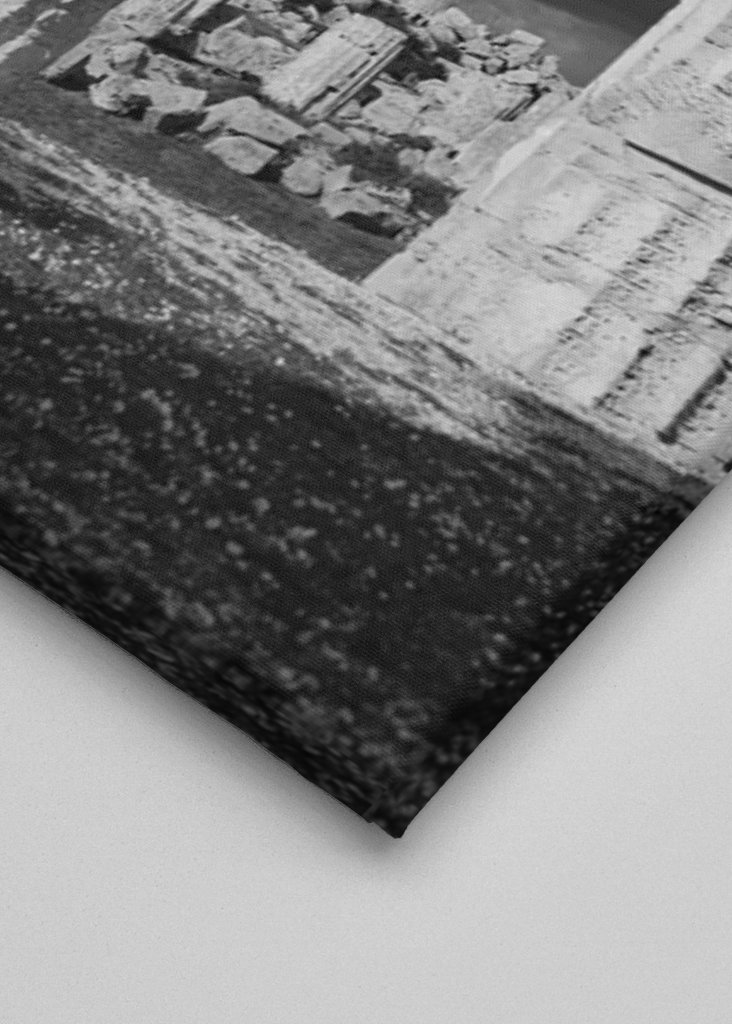 Greek temple on Sicily