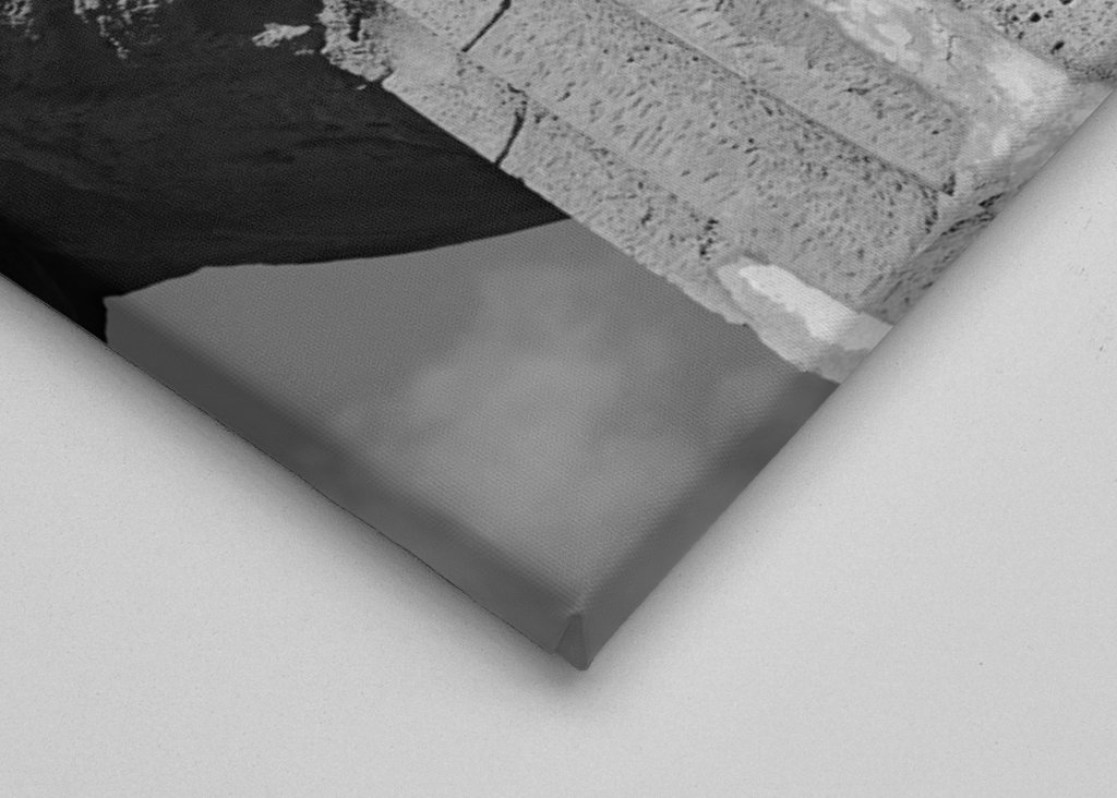 Greek temple on Sicily