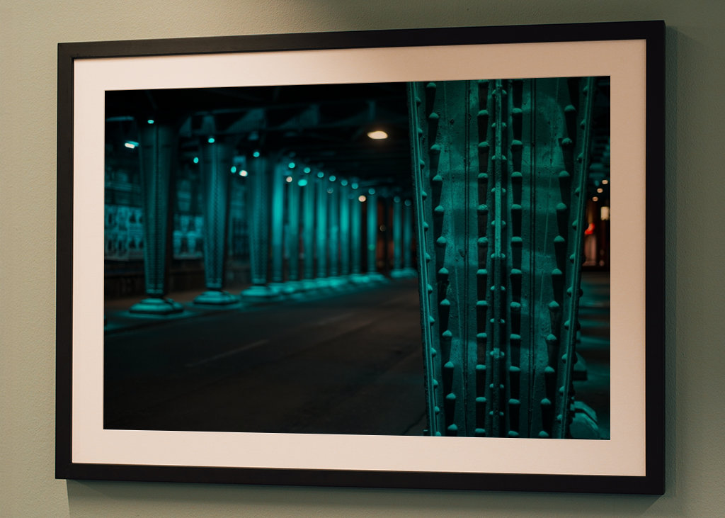 Alte Eisenbahnbrücke in Köln