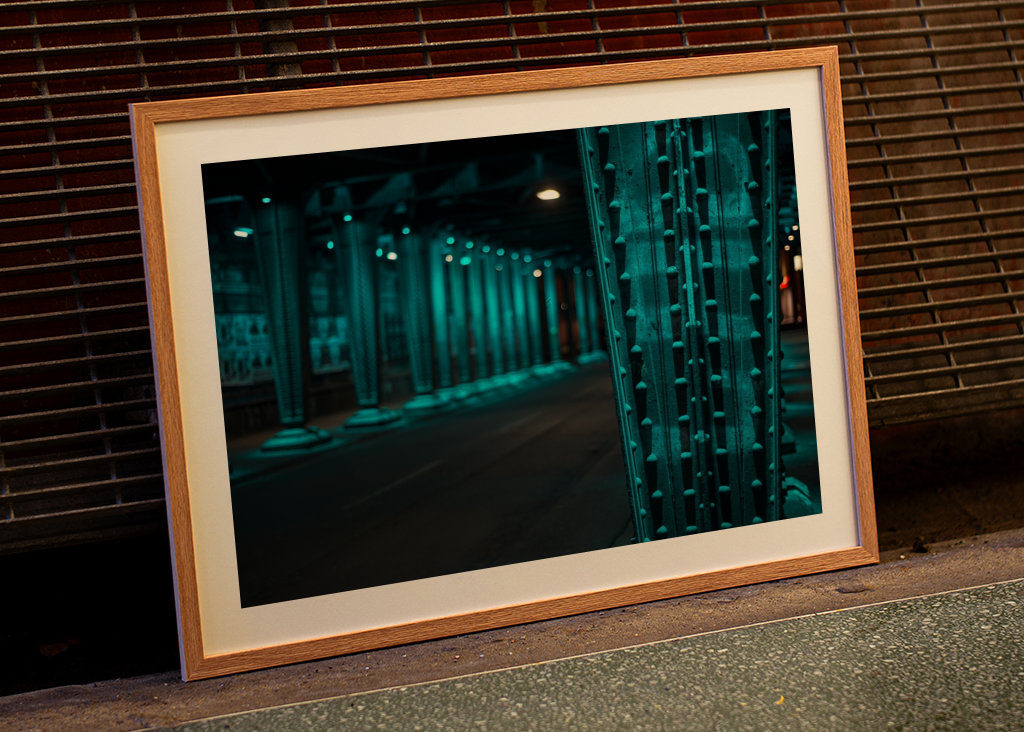 Alte Eisenbahnbrücke in Köln