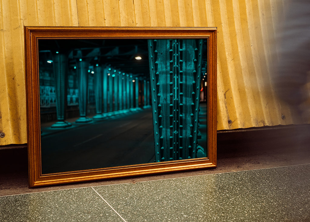 Alte Eisenbahnbrücke in Köln