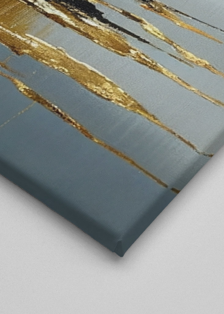 Guldglans i en Lugn Sjö 