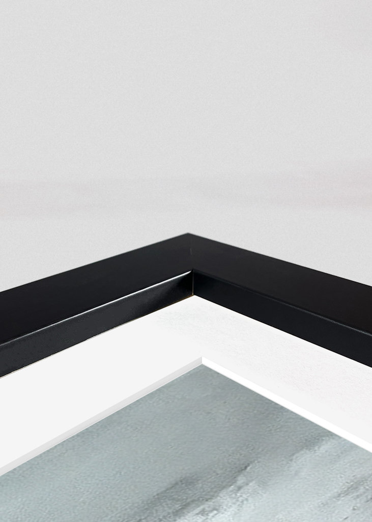 Guldglans i en Lugn Sjö 