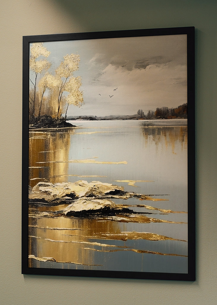 Guldglans i en Lugn Sjö 