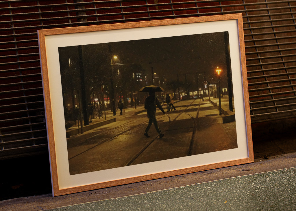 Moody deštník muž