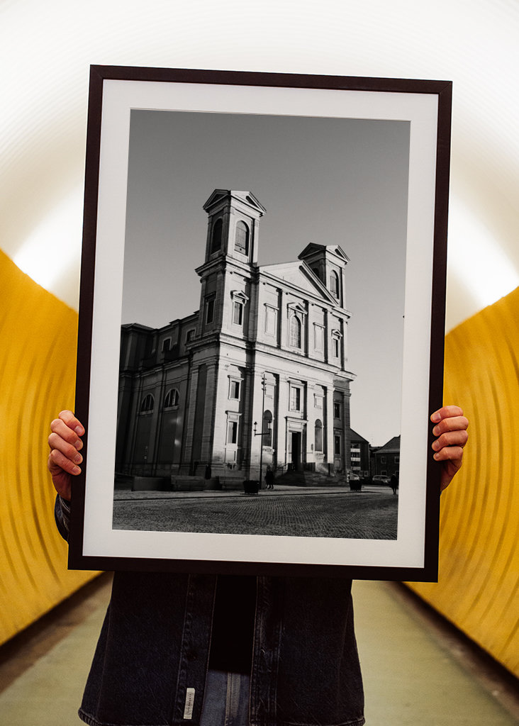 Église en noir et blanc