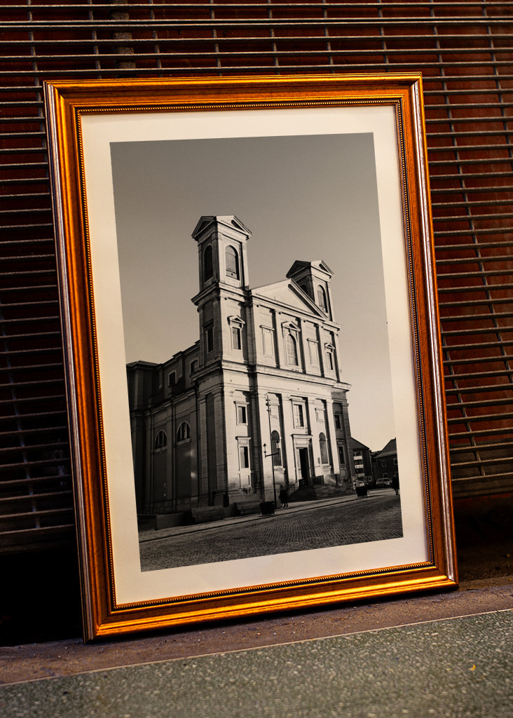 Église en noir et blanc