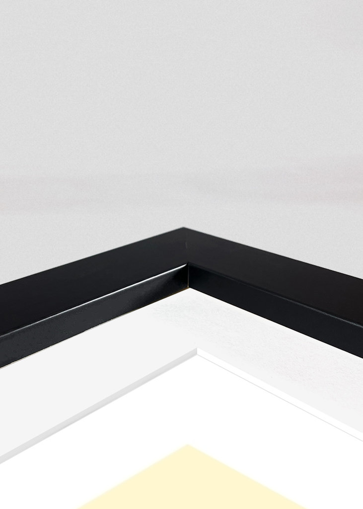 La fille au bord de la mer