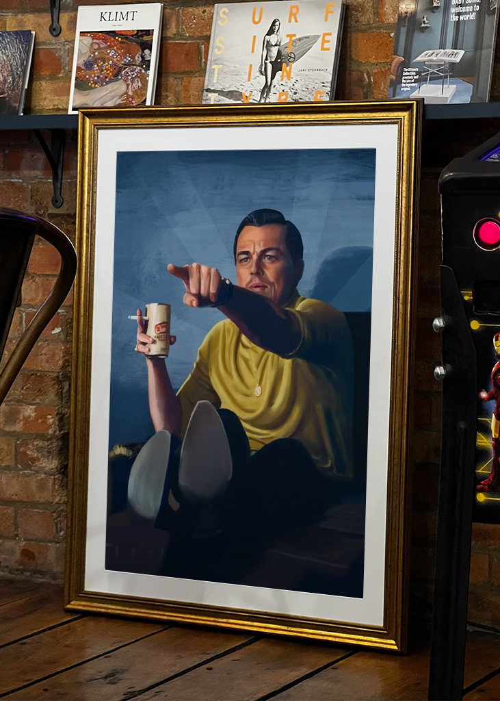 Señalando a Leo - Meme