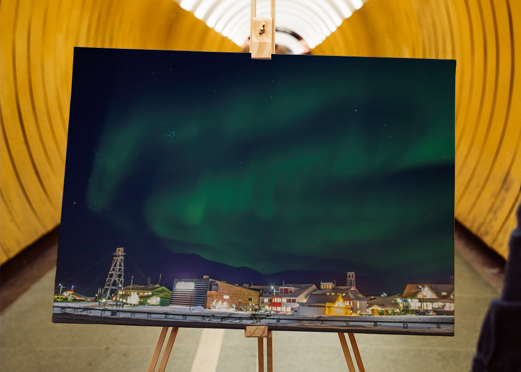 Polární záře nad Longyearbyenem