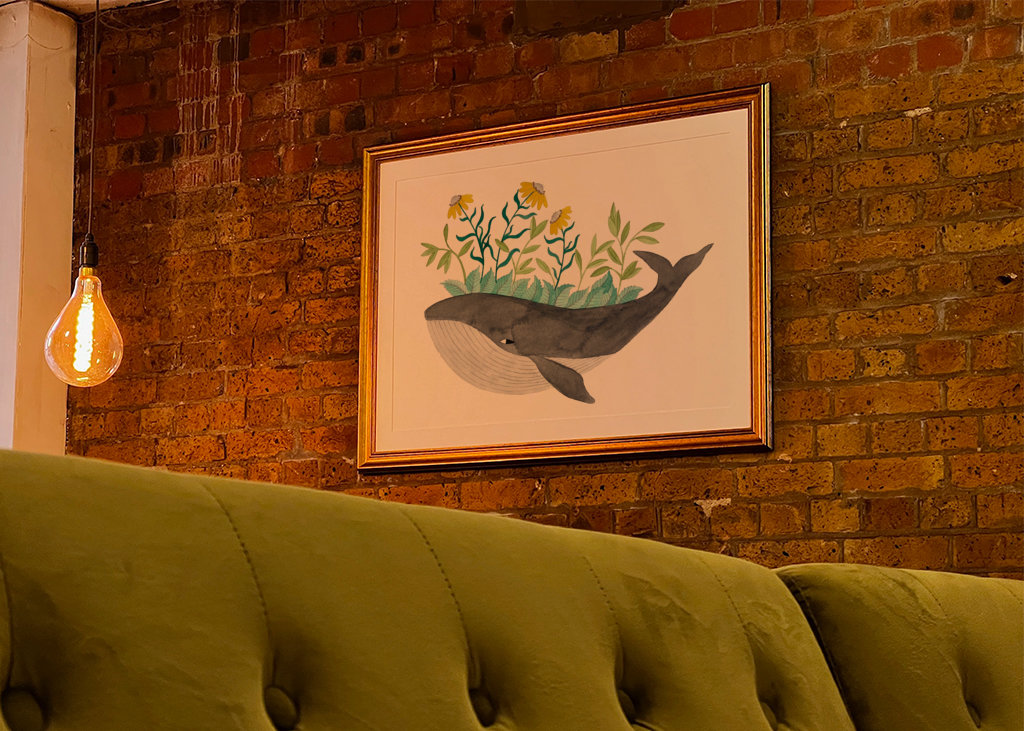 Baleine grise à fleurs