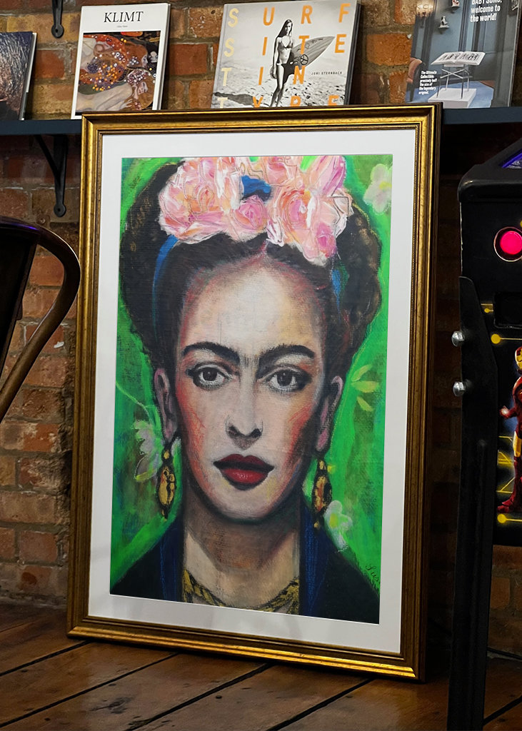 Frida Kahlo mit Blumen