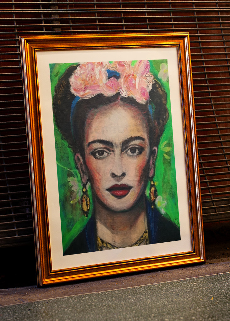 Frida Kahlo mit Blumen