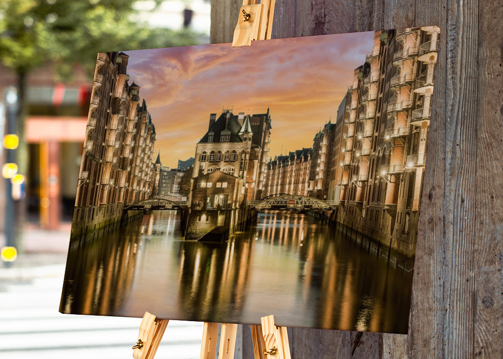 Het kasteel van het water in Hamburg