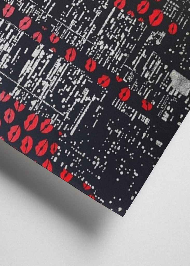 LOVE KISSES OVER NEW YORK