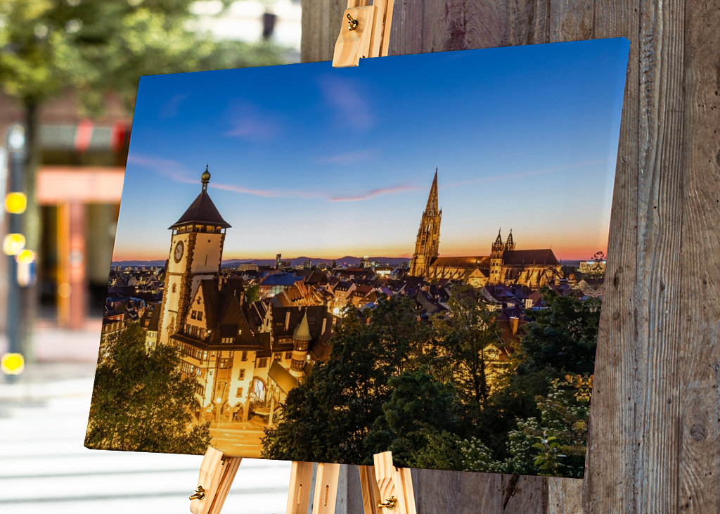 Friburgo in Brisgovia di sera