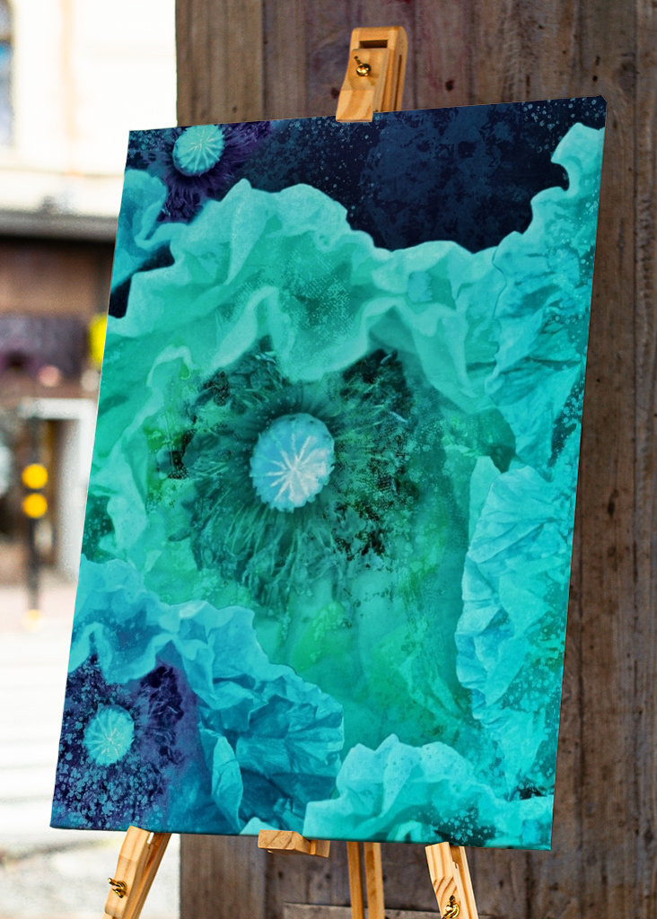 Poppy flower blue eye